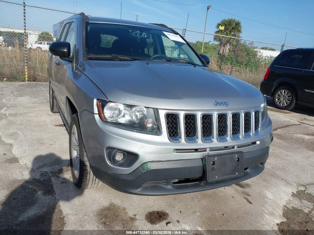 44732360 :رقم المزاد ، 1C4NJDBB3HD151105 vin ، 2017 Jeep Compass Sport 4x4 مزاد بيع