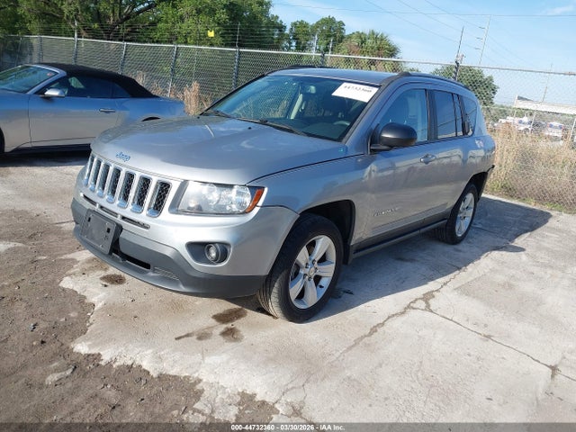 44732360 :رقم المزاد ، 1C4NJDBB3HD151105 vin ، 2017 Jeep Compass Sport 4x4 مزاد بيع