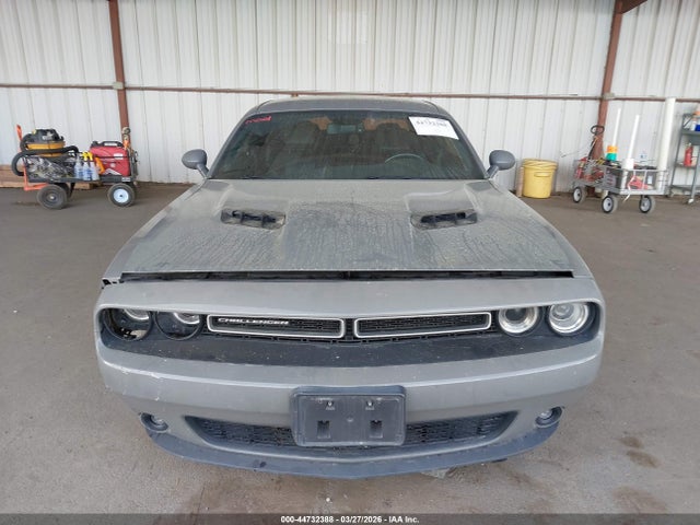 2C3CDZAG8KH591909 Dodge Challenger Sxt