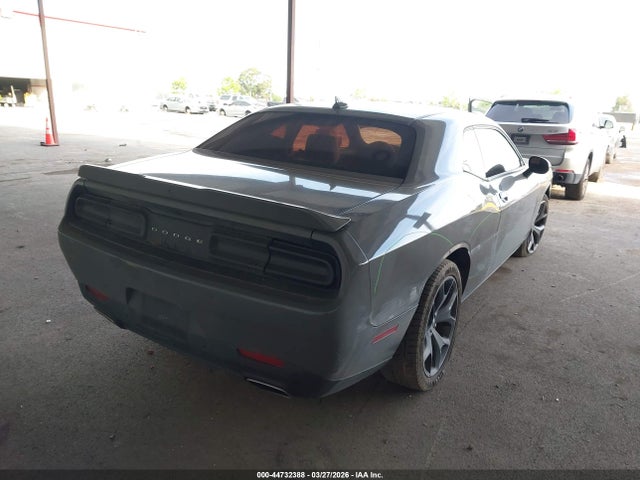 2C3CDZAG8KH591909 Dodge Challenger Sxt
