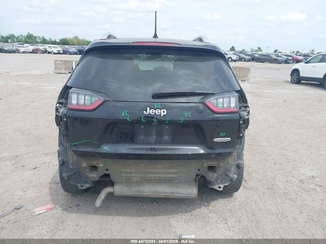 2019 Jeep Cherokee Latitude Fwd მანქანა იყიდება აუქციონზე, vin: 1C4PJLCB7KD286371, აუქციონის ნომერი: 44732393