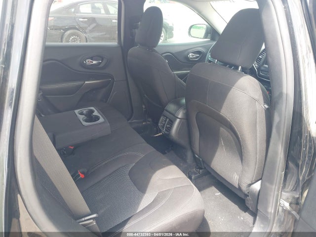 2019 Jeep Cherokee Latitude Fwd მანქანა იყიდება აუქციონზე, vin: 1C4PJLCB7KD286371, აუქციონის ნომერი: 44732393