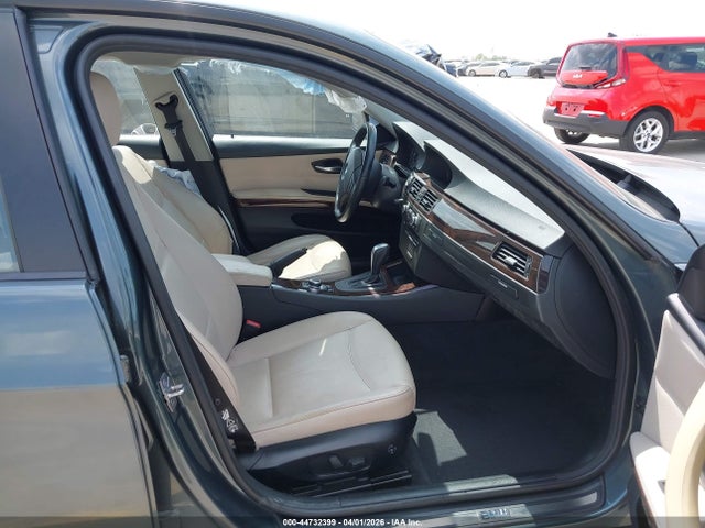 44732399 :رقم المزاد ، WBAPK7C55BA821971 vin ، 2011 Bmw 328i Xdrive مزاد بيع
