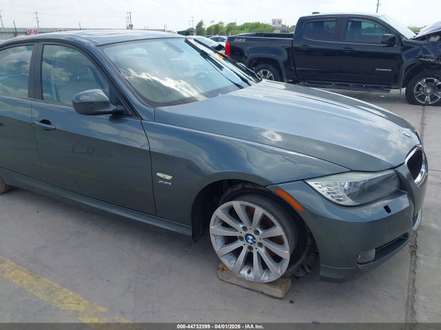 44732399 :رقم المزاد ، WBAPK7C55BA821971 vin ، 2011 Bmw 328i Xdrive مزاد بيع