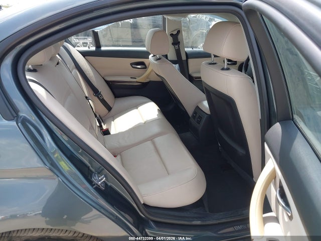 44732399 :رقم المزاد ، WBAPK7C55BA821971 vin ، 2011 Bmw 328i Xdrive مزاد بيع