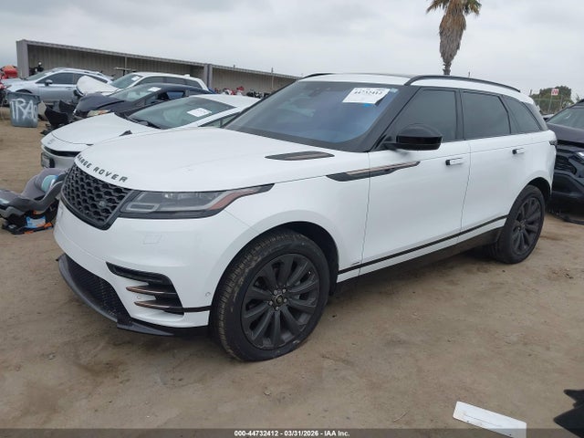 SALYL2RX3JA775676 Land Rover Range Rover Velar P250 Se R-dynamic
