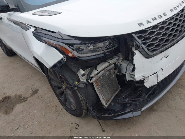 SALYL2RX3JA775676 Land Rover Range Rover Velar P250 Se R-dynamic