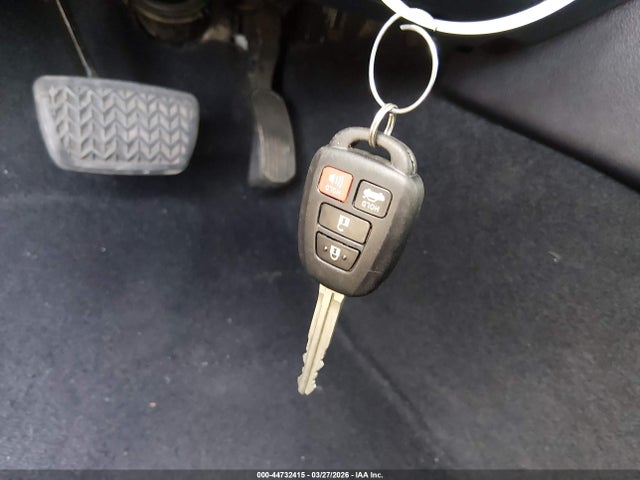 2016 Toyota Camry Se მანქანა იყიდება აუქციონზე, vin: 4T1BF1FK0GU136925, აუქციონის ნომერი: 44732415