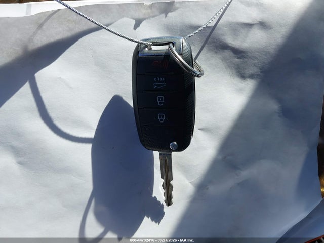 3KPFK4A76HE070001 KIA FORTE LX