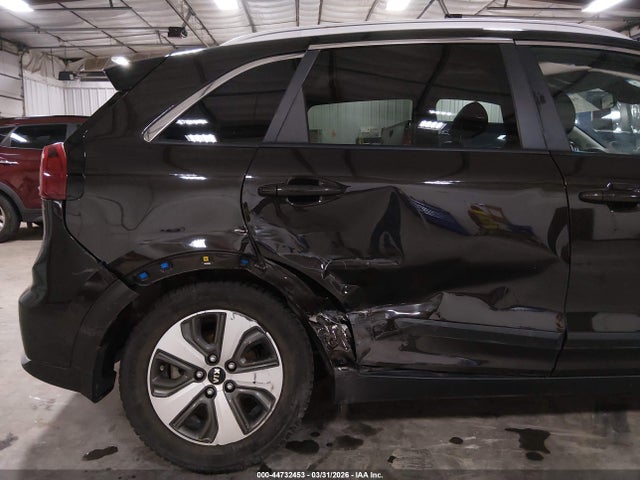 2017 Kia Niro Ex მანქანა იყიდება აუქციონზე, vin: KNDCC3LC4H5068781, აუქციონის ნომერი: 44732453
