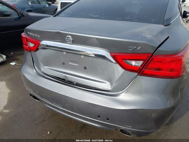 1N4AA6AP2JC391528 Nissan Maxima 3.5 Sv