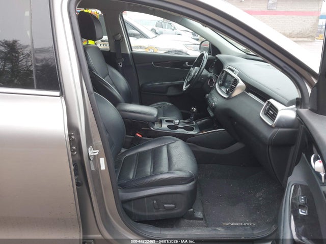 2017 KIA SORENTO 5XYPHDA57HG305364 Photo 4