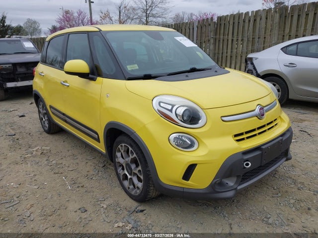2014 FIAT 500L ZFBCFADH9EZ020044 Photo 0