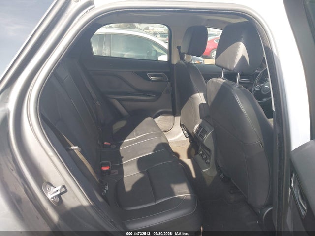 Jaguar F-pace 20d Premium 2017 SADCJ2BN5HA095017 Image 8