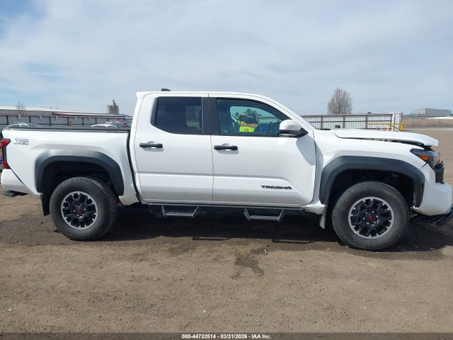 Продаж на аукціоні авто 2024 Toyota Tacoma Trd Off Road, vin: 3TMLB5JN7RM040780, номер лоту: 44732514