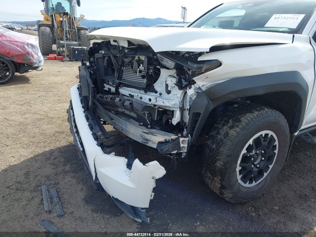 Продаж на аукціоні авто 2024 Toyota Tacoma Trd Off Road, vin: 3TMLB5JN7RM040780, номер лоту: 44732514
