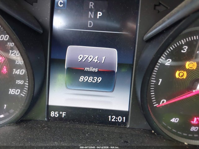 44732545 :رقم المزاد ، WDC0G4KB7HF135836 vin ، 2017 Mercedes-benz Glc 300 4matic مزاد بيع