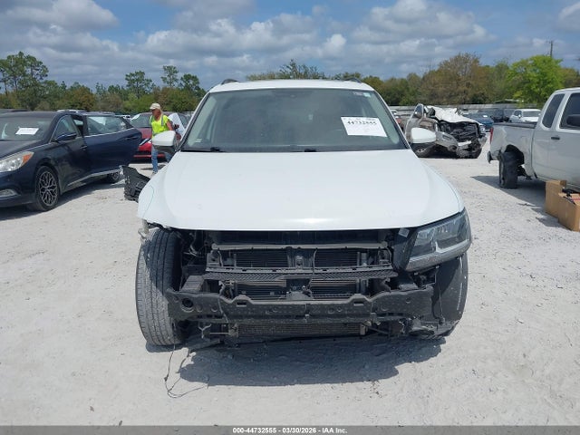 Продажа на аукционе авто 2019 Volkswagen Tiguan 2.0t Se/2.0t Sel/2.0t Sel R-line/2.0t Sel R-line Black, vin: 3VV2B7AX9KM064322, номер лота: 44732555