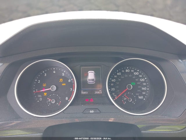 Продажа на аукционе авто 2019 Volkswagen Tiguan 2.0t Se/2.0t Sel/2.0t Sel R-line/2.0t Sel R-line Black, vin: 3VV2B7AX9KM064322, номер лота: 44732555