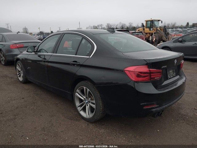 2018 Bmw 330i Xdrive მანქანა იყიდება აუქციონზე, vin: WBA8D9C53JA615587, აუქციონის ნომერი: 44732556