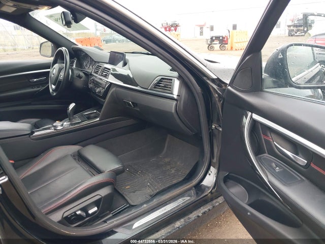 2018 Bmw 330i Xdrive მანქანა იყიდება აუქციონზე, vin: WBA8D9C53JA615587, აუქციონის ნომერი: 44732556