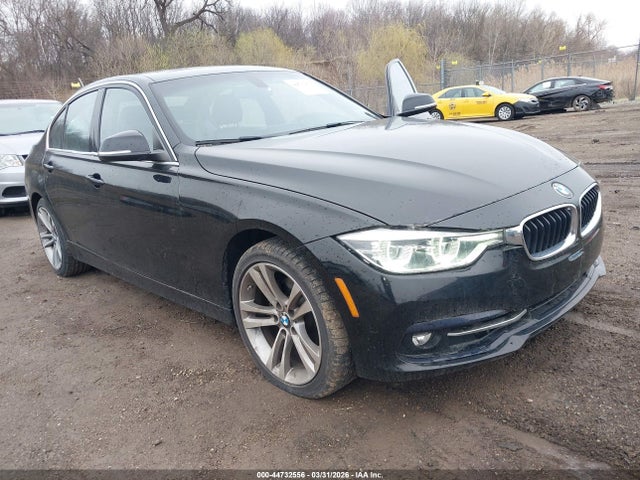 2018 Bmw 330i Xdrive მანქანა იყიდება აუქციონზე, vin: WBA8D9C53JA615587, აუქციონის ნომერი: 44732556