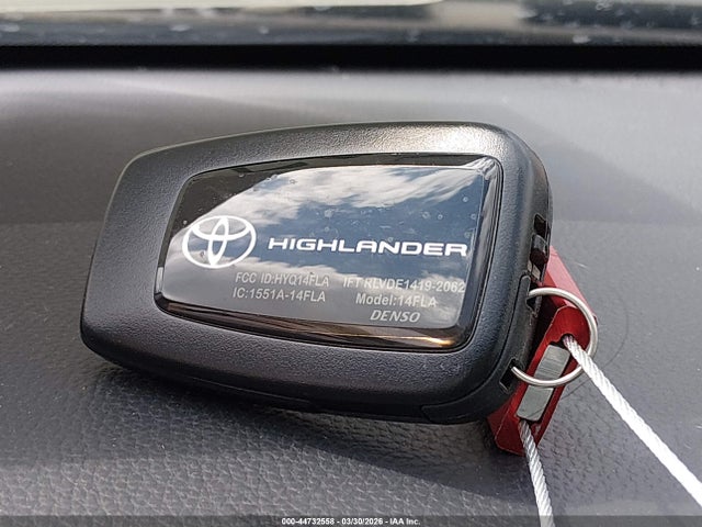 Aukcja sprzedaży 2022 Toyota Highlander Xle, vin: 5TDGZRAH1NS120472, numer aukcji: 44732558