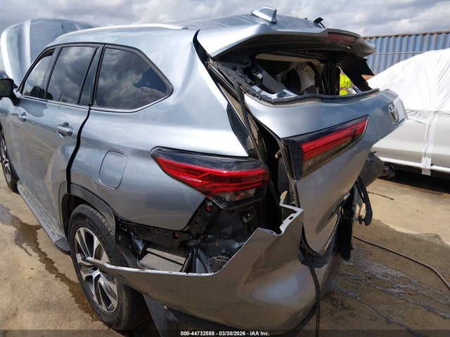 Aukcja sprzedaży 2022 Toyota Highlander Xle, vin: 5TDGZRAH1NS120472, numer aukcji: 44732558