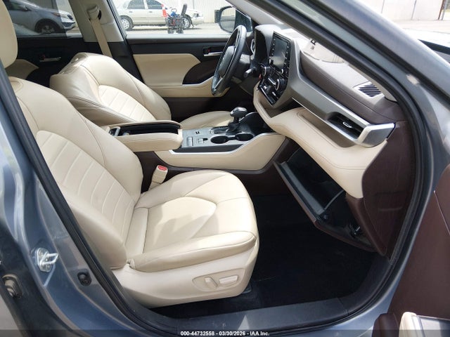 Aukcja sprzedaży 2022 Toyota Highlander Xle, vin: 5TDGZRAH1NS120472, numer aukcji: 44732558