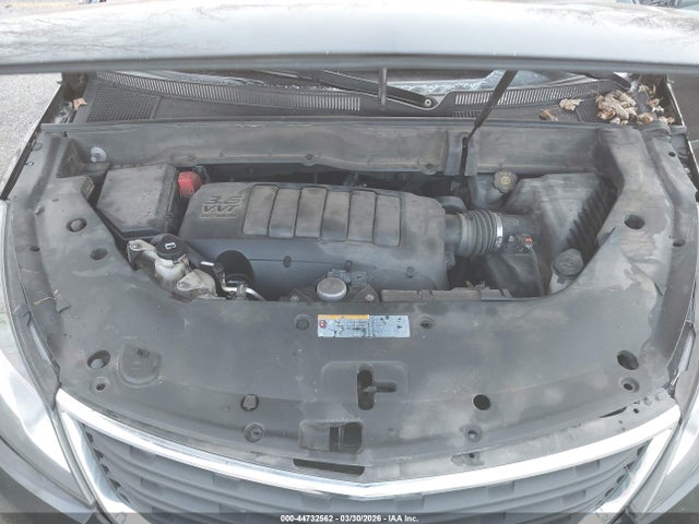 Продажа на аукционе авто 2017 Chevrolet Traverse Ls, vin: 1GNKRFKD8HJ241268, номер лота: 44732562