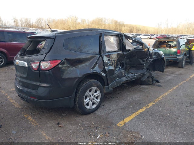Продажа на аукционе авто 2017 Chevrolet Traverse Ls, vin: 1GNKRFKD8HJ241268, номер лота: 44732562