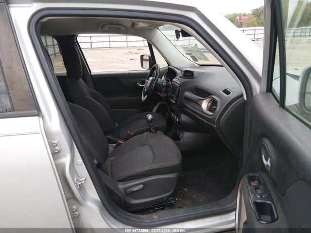 ZACCJABH5FPB50157 Jeep Renegade Latitude