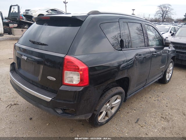 2013 Jeep Compass Latitude მანქანა იყიდება აუქციონზე, vin: 1C4NJCEB0DD207999, აუქციონის ნომერი: 44732591