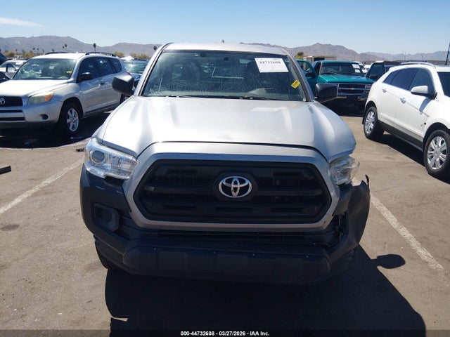 5TFRX5GNXHX088639 Toyota Tacoma Sr