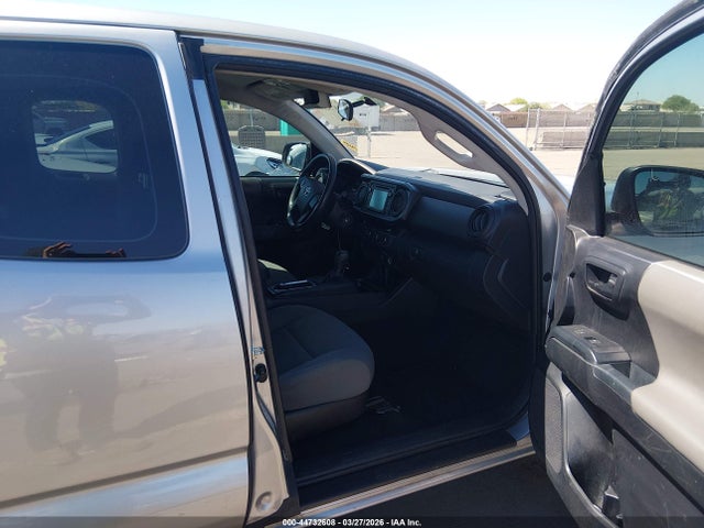 5TFRX5GNXHX088639 Toyota Tacoma Sr