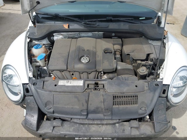 44732617 :رقم المزاد ، 3VWJP7AT0CM638992 vin ، 2012 Volkswagen Beetle 2.5l مزاد بيع