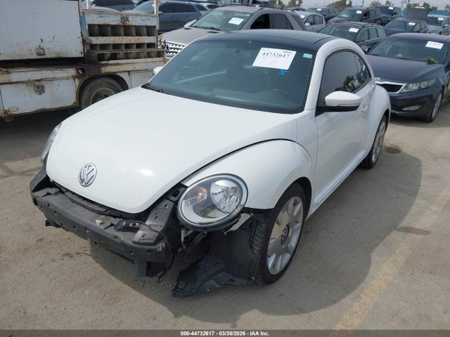 44732617 :رقم المزاد ، 3VWJP7AT0CM638992 vin ، 2012 Volkswagen Beetle 2.5l مزاد بيع