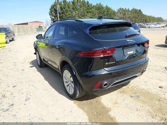 2020 JAGUAR E-PACE SADFP2FX1L1010190 Photo 2