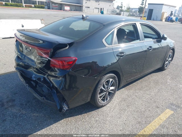 3KPF24AD2RE732163 KIA Forte Lxs