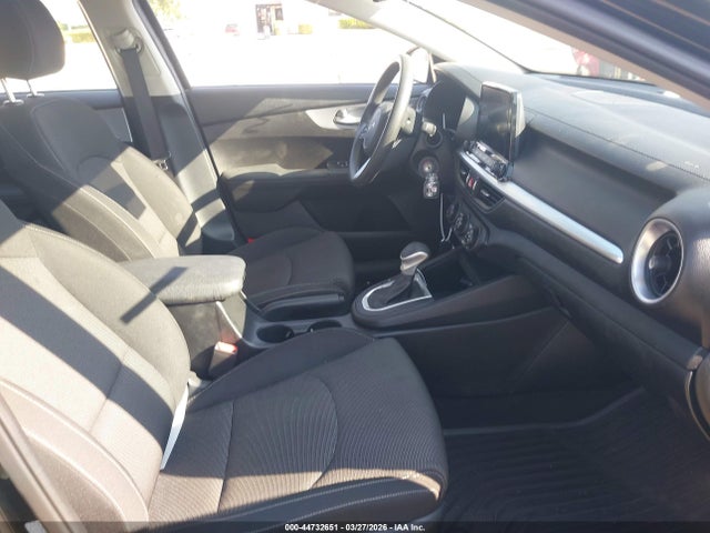 3KPF24AD2RE732163 KIA Forte Lxs
