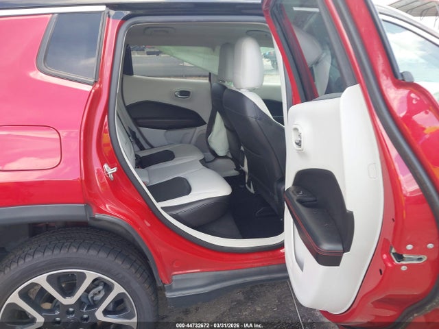 44732672 :رقم المزاد ، 3C4NJDCB2JT163664 vin ، 2018 Jeep Compass Limited 4x4 مزاد بيع