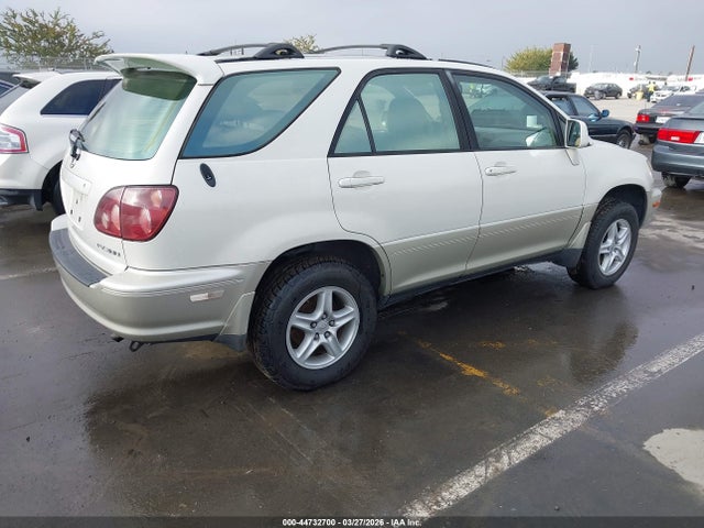 44732700 :رقم المزاد ، JT6GF10U9Y0066653 vin ، 2000 Lexus Rx 300 مزاد بيع