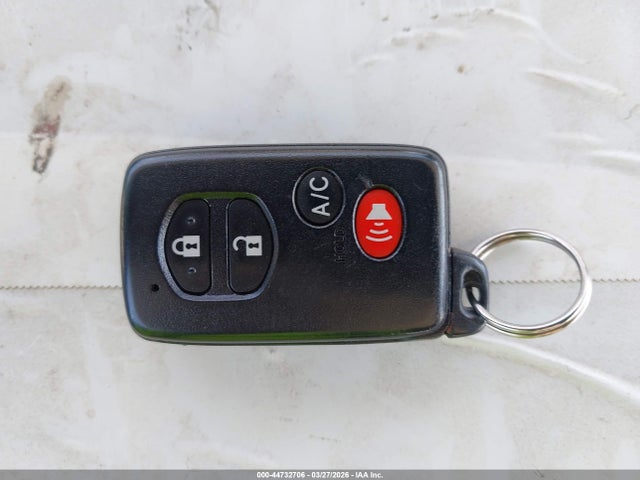 Toyota Prius Two 2015 JTDKN3DU9F0411172 Image 11