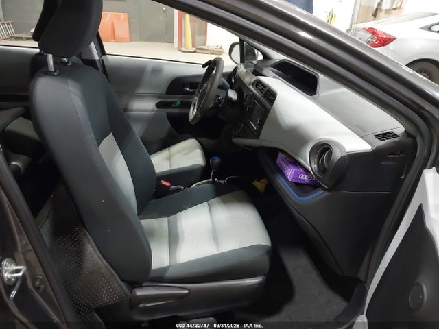 2012 TOYOTA PRIUS C JTDKDTB33C1508080 Photo 4