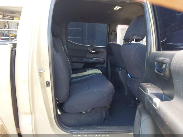 3TMCZ5AN0JM141241 Toyota Tacoma Trd Sport