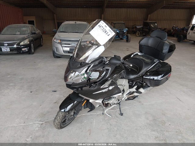 44732814 :رقم المزاد ، WB106120XGZZ26166 vin ، 2016 Bmw K1600 Gtl مزاد بيع