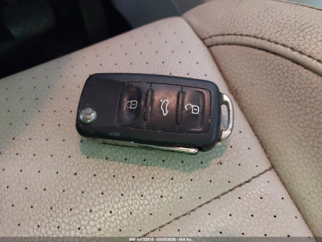 2016 VOLKSWAGEN TIGUAN WVGAV7AX0GW602264 Photo 10