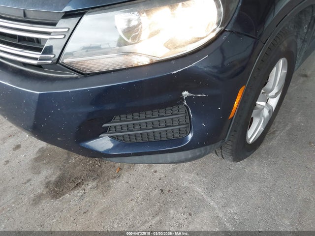 2016 VOLKSWAGEN TIGUAN WVGAV7AX0GW602264 Photo 5