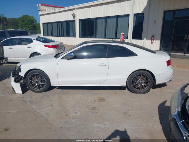 44732821 :رقم المزاد ، WAUGVAFR3BA064572 vin ، 2011 Audi S5 4.2 Premium Plus مزاد بيع