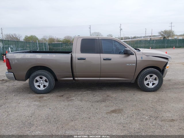 44732865 :رقم المزاد ، 1D3HB18P19S728438 vin ، 2009 Dodge Ram 1500 Slt/sport/trx مزاد بيع